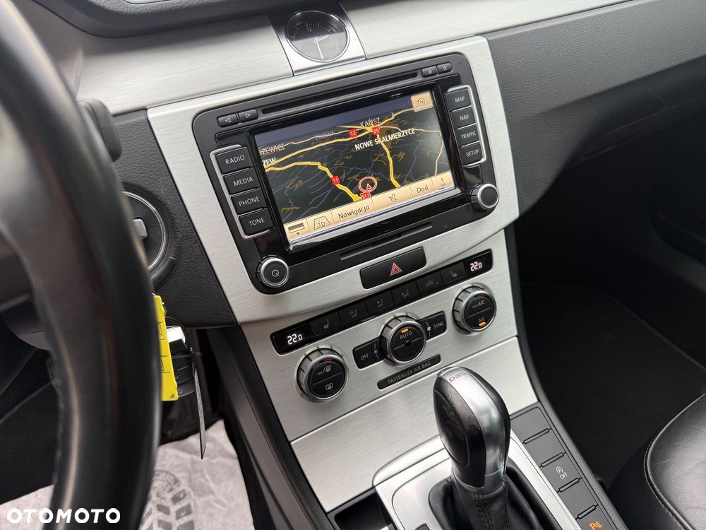 Volkswagen Passat 2.0 TDI Highline DSG - 17