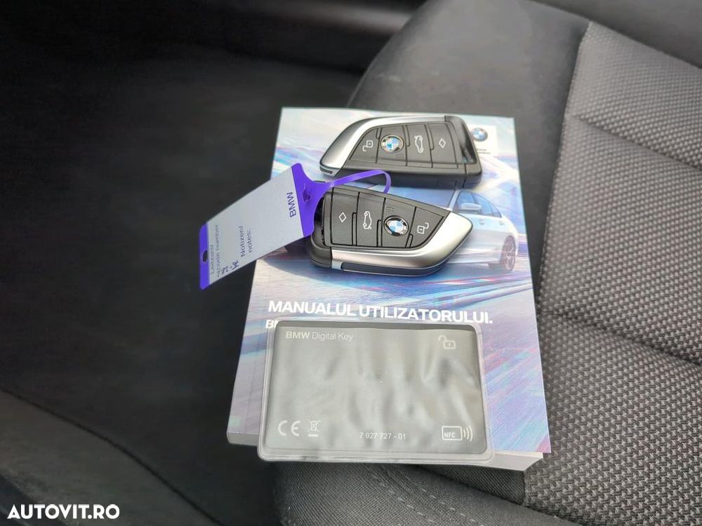 BMW Seria 3 330e xDrive Aut. Advantage - 15