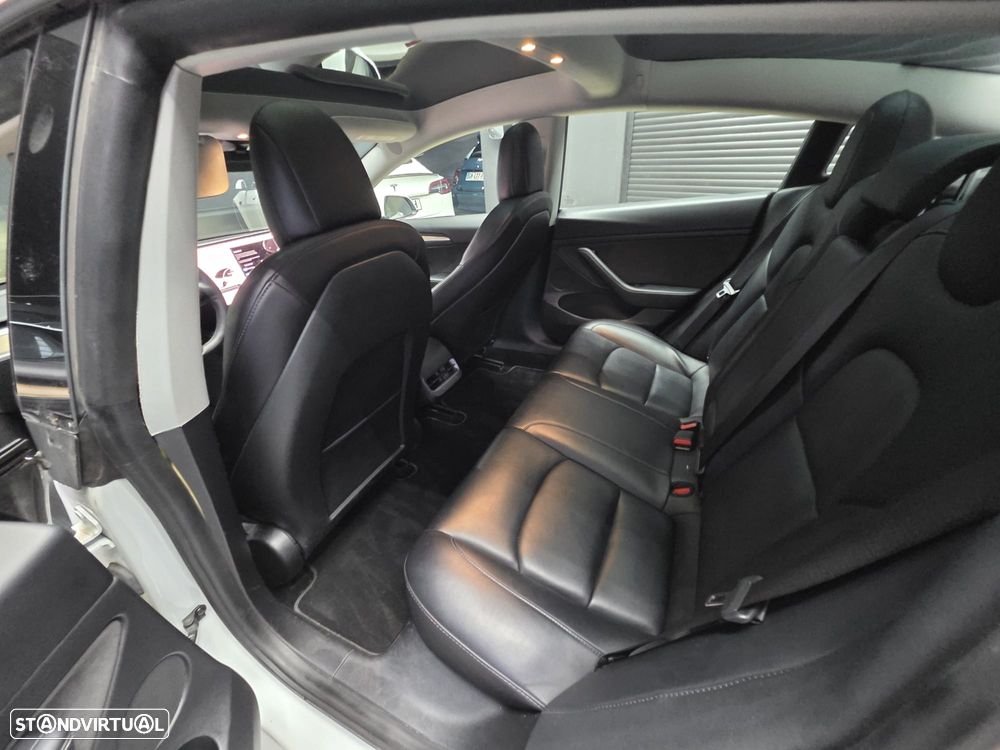 Tesla Model 3 Long Range AWD Dual Motor - 23