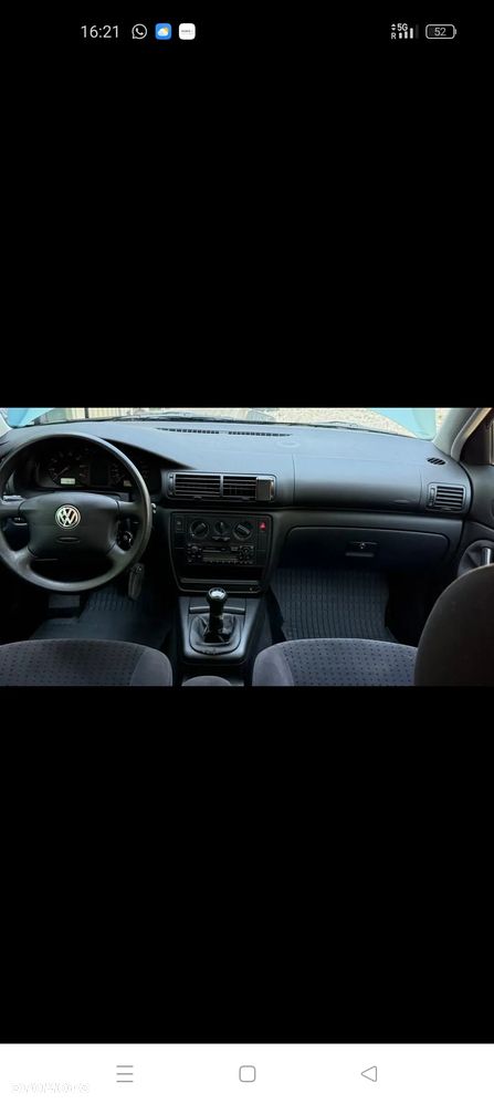 Volkswagen Passat 1.8 Comfortline - 11