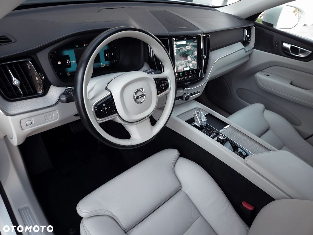 Volvo XC 60 B4 D AWD Inscription - 3