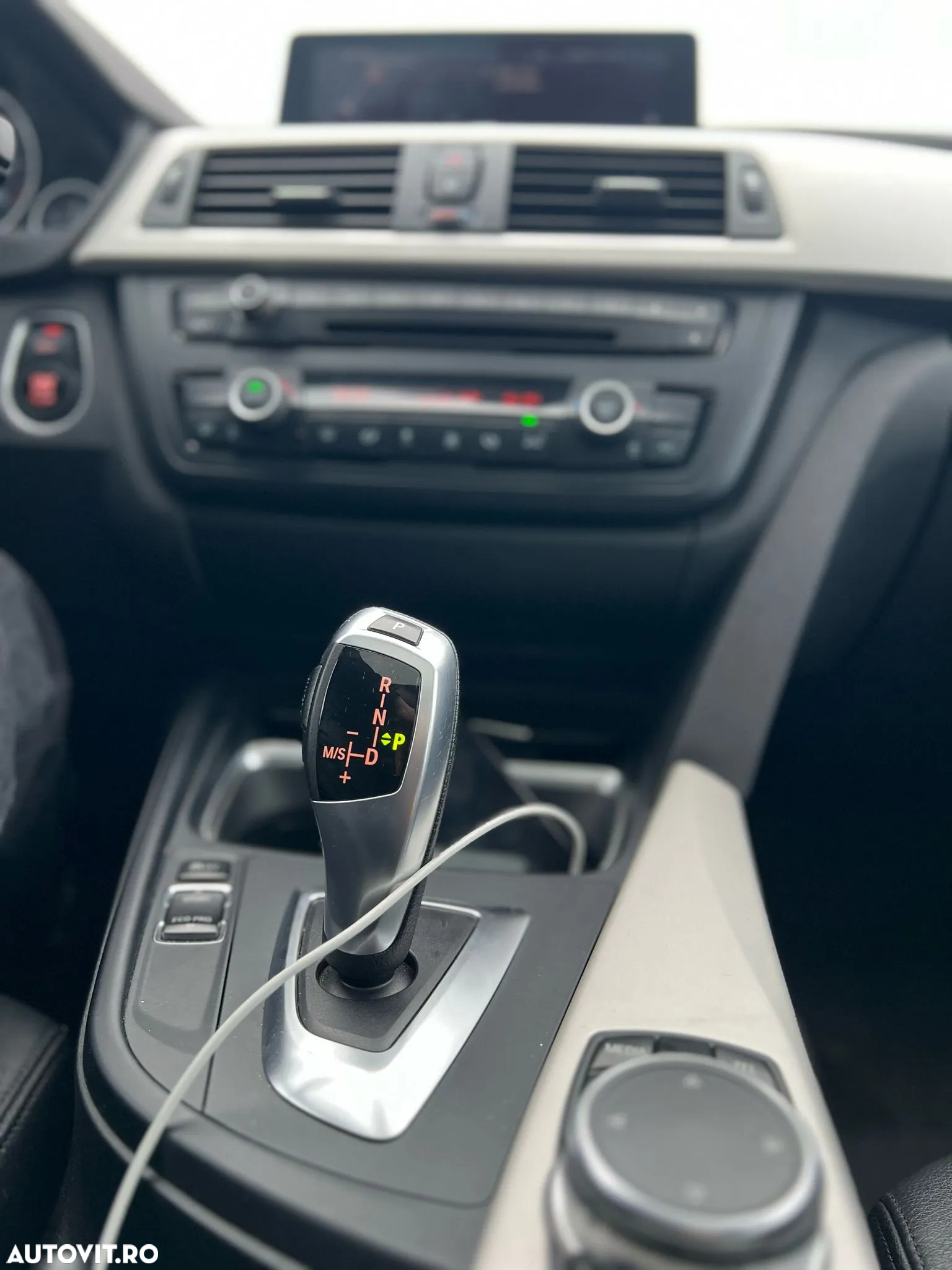 BMW Seria 3 - 10