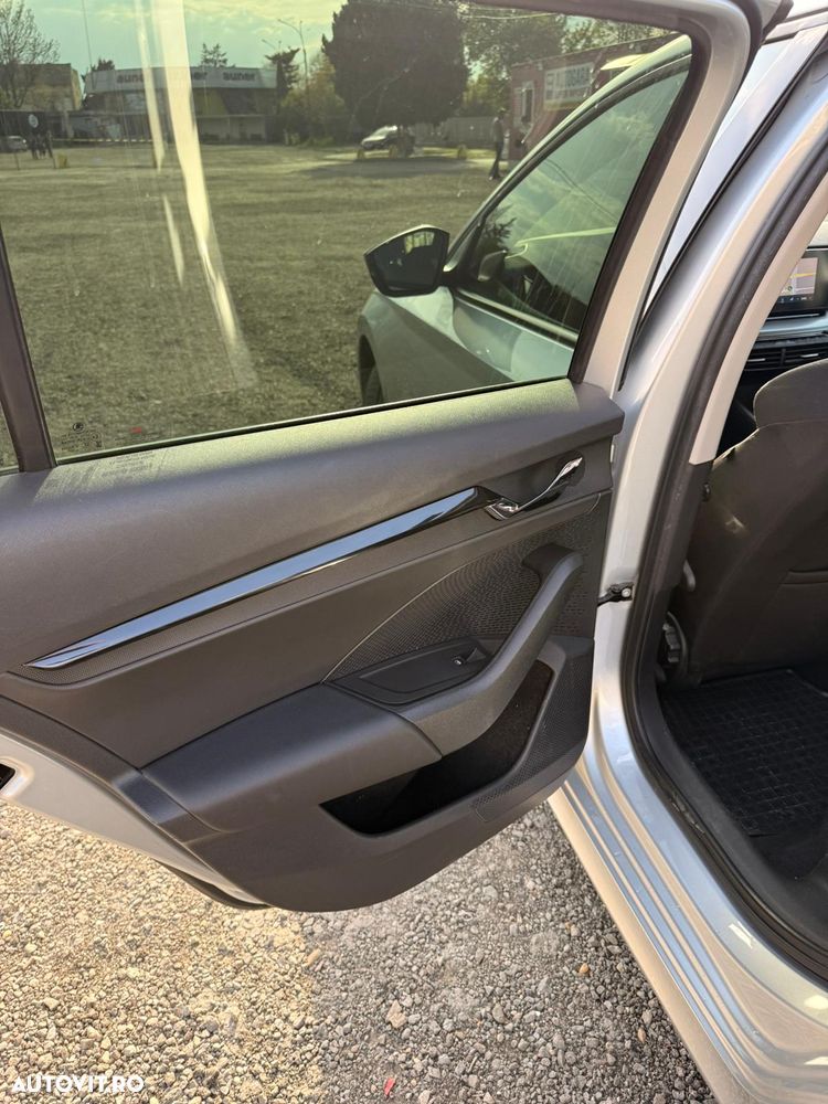 Skoda Octavia 2.0 TDI DSG Ambition - 18