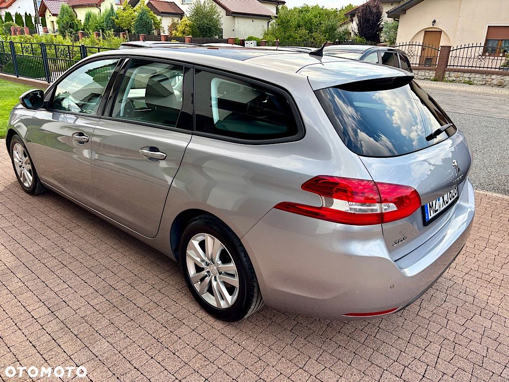 Peugeot 308 1.6 e-HDi Allure S&S - 16