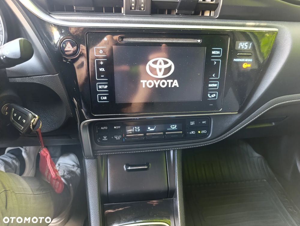 Toyota Auris 1.6 Comfort - 17
