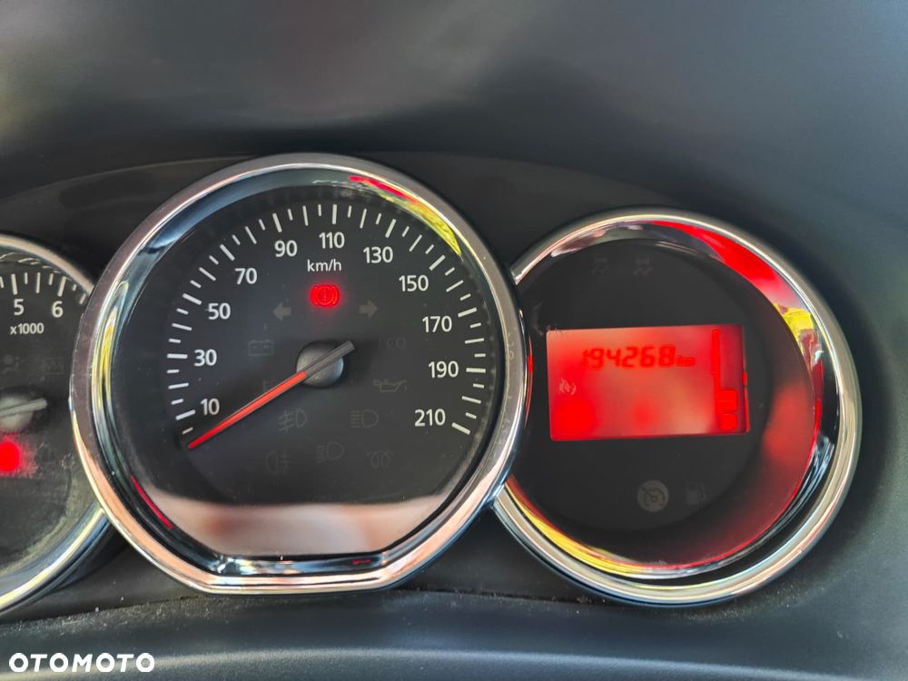 Dacia Sandero dCi 90 Laureate - 14