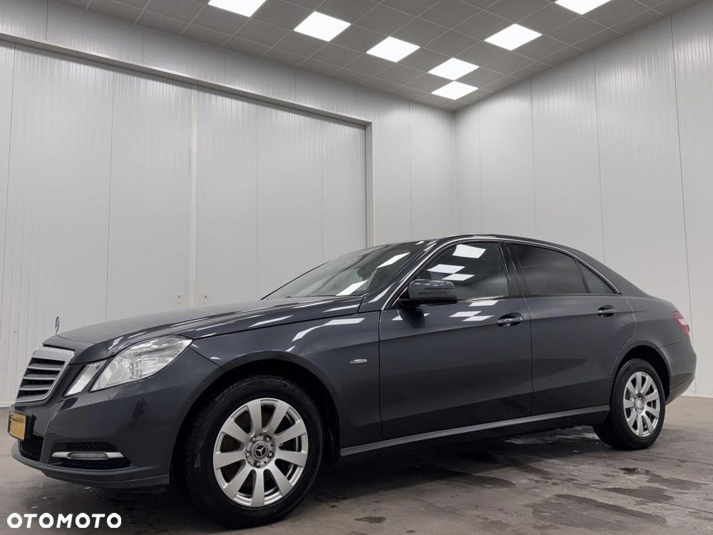 Mercedes-Benz Klasa E 300 CDI BlueEff - 7