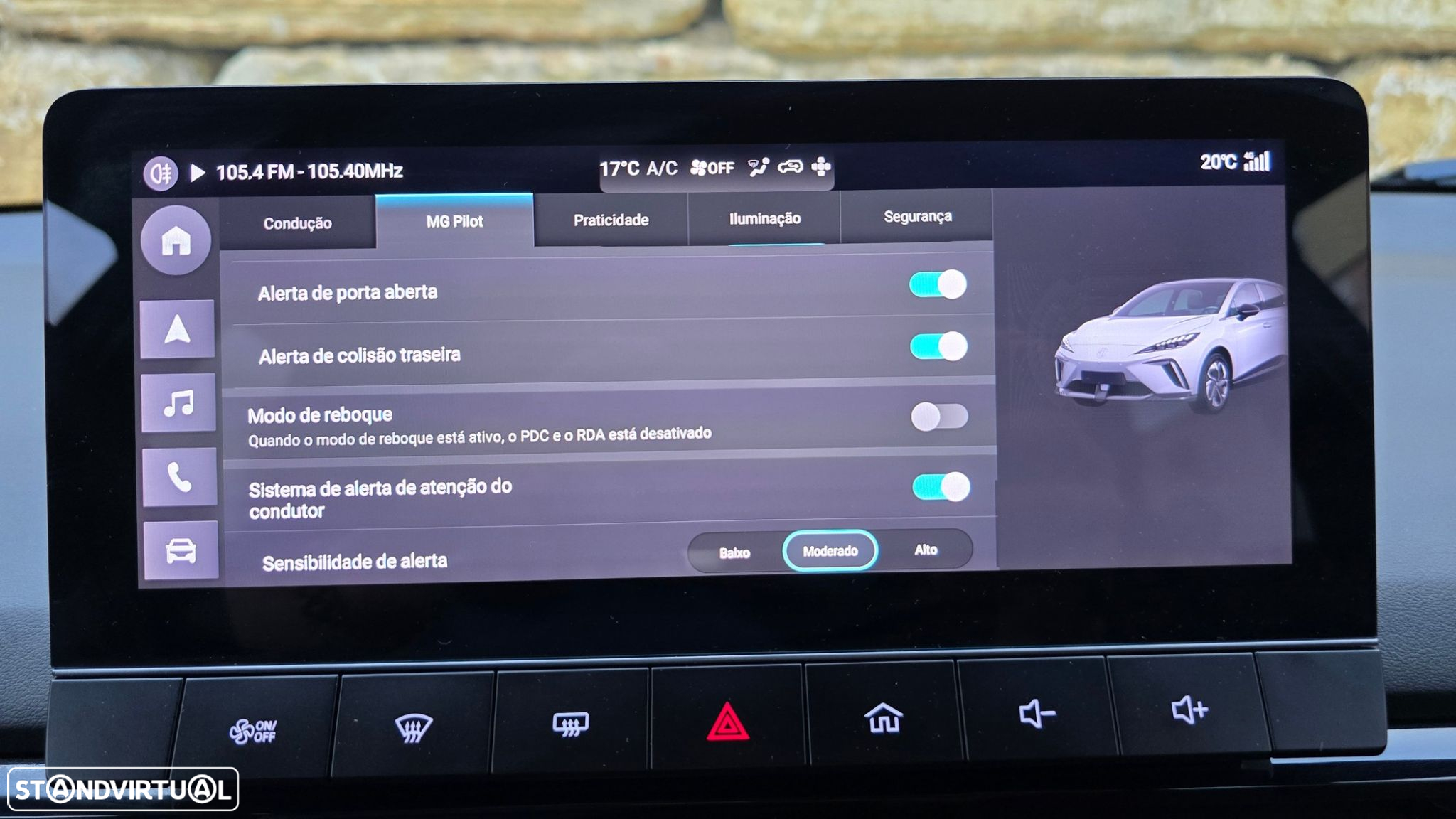 MG MG4 64 kWh Luxury - 28
