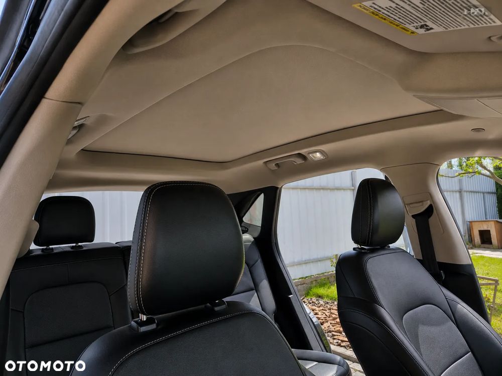 Ford Escape 2.0 EcoBoost AWD Titanium - 19