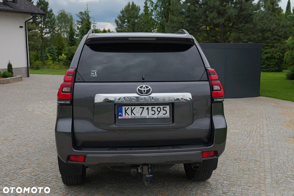 Toyota Land Cruiser LC 2.8 D-4D Invincible - 4