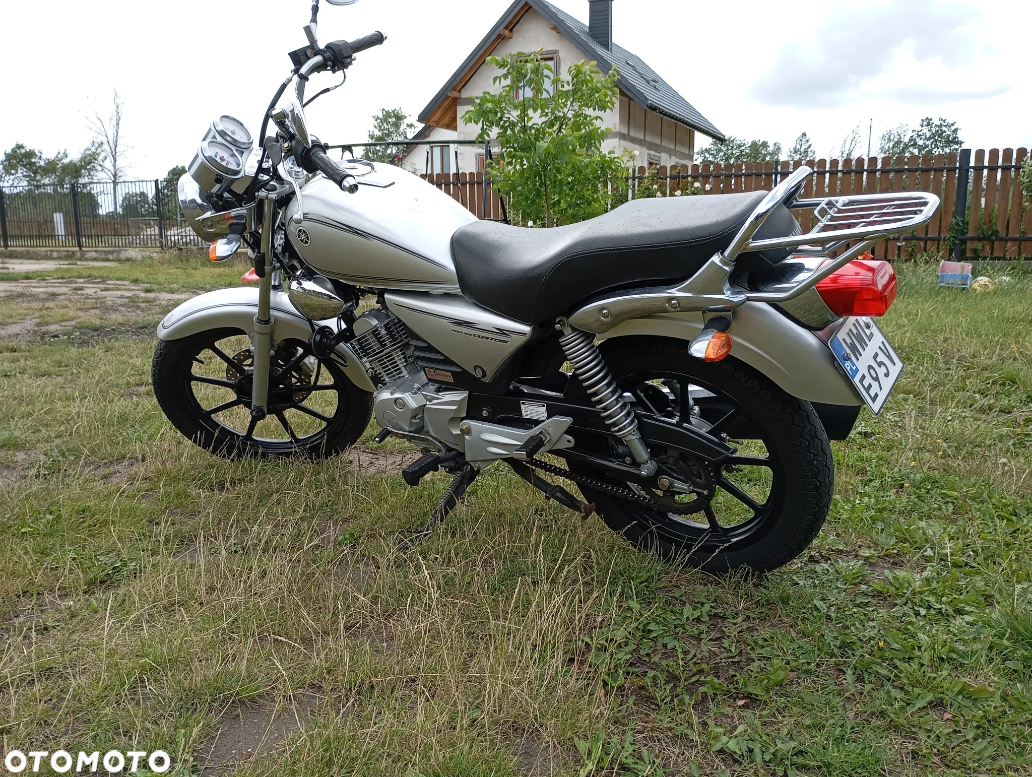 Yamaha YBR - 6