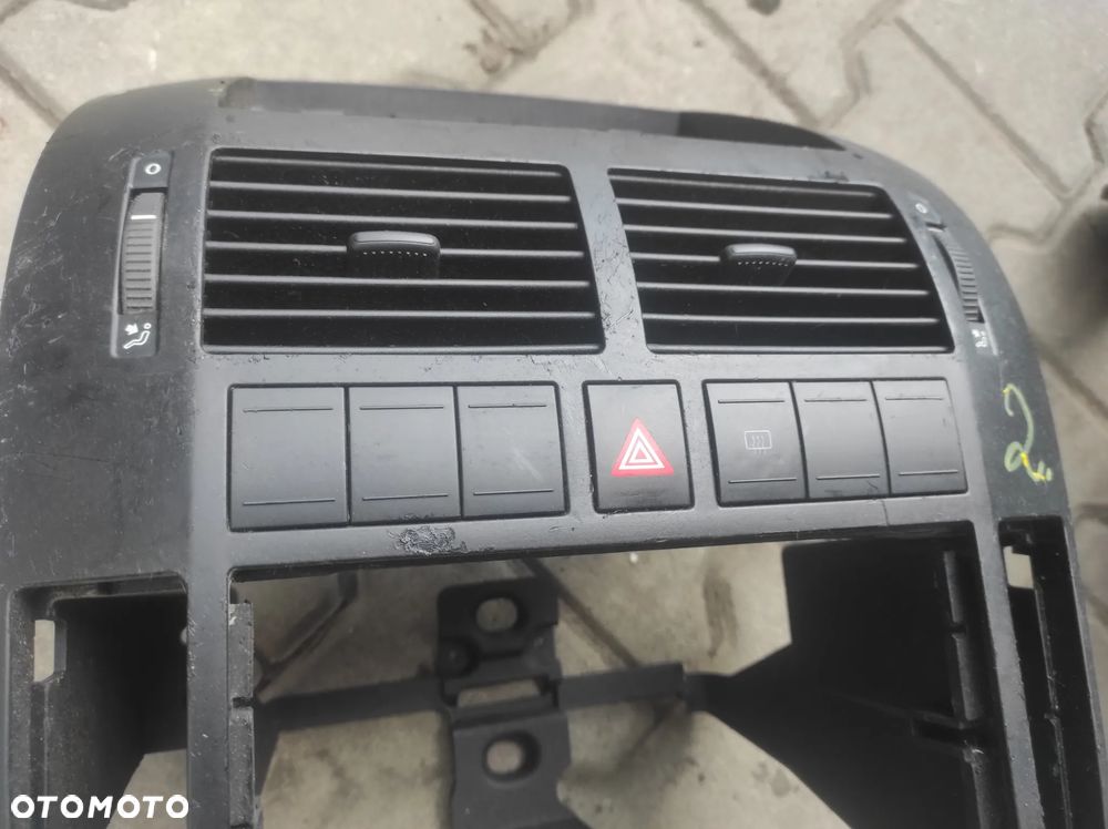 VW POLO 4 KRATKA KRATKI NAWIEWU ŚRODKOWA KOSZ RADIA AWARYJNY WYSYŁKA !!!!! - 4