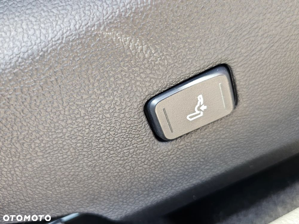 Toyota Corolla 2.0 Hybrid GR Sport - 18