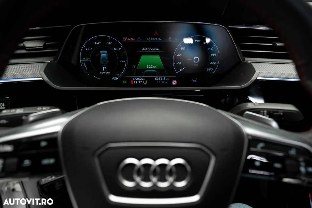 Audi Q8 55 quattro S Line - 9