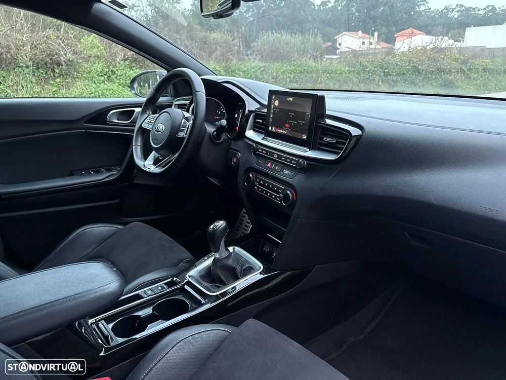 Kia ProCeed 1.0 T-GDI GT Line+SRF - 24