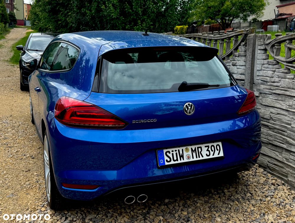 Volkswagen Scirocco 2.0 TDI Blue Motion Technologie Club - 19