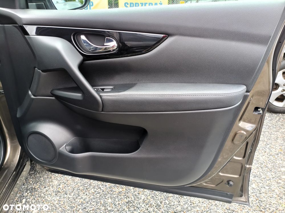 Nissan Qashqai 1.2 DIG-T TEKNA+ - 26