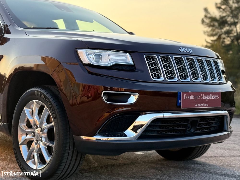 Jeep Grand Cherokee 5.7 V8 HEMI 4WD Auto Summit - 2