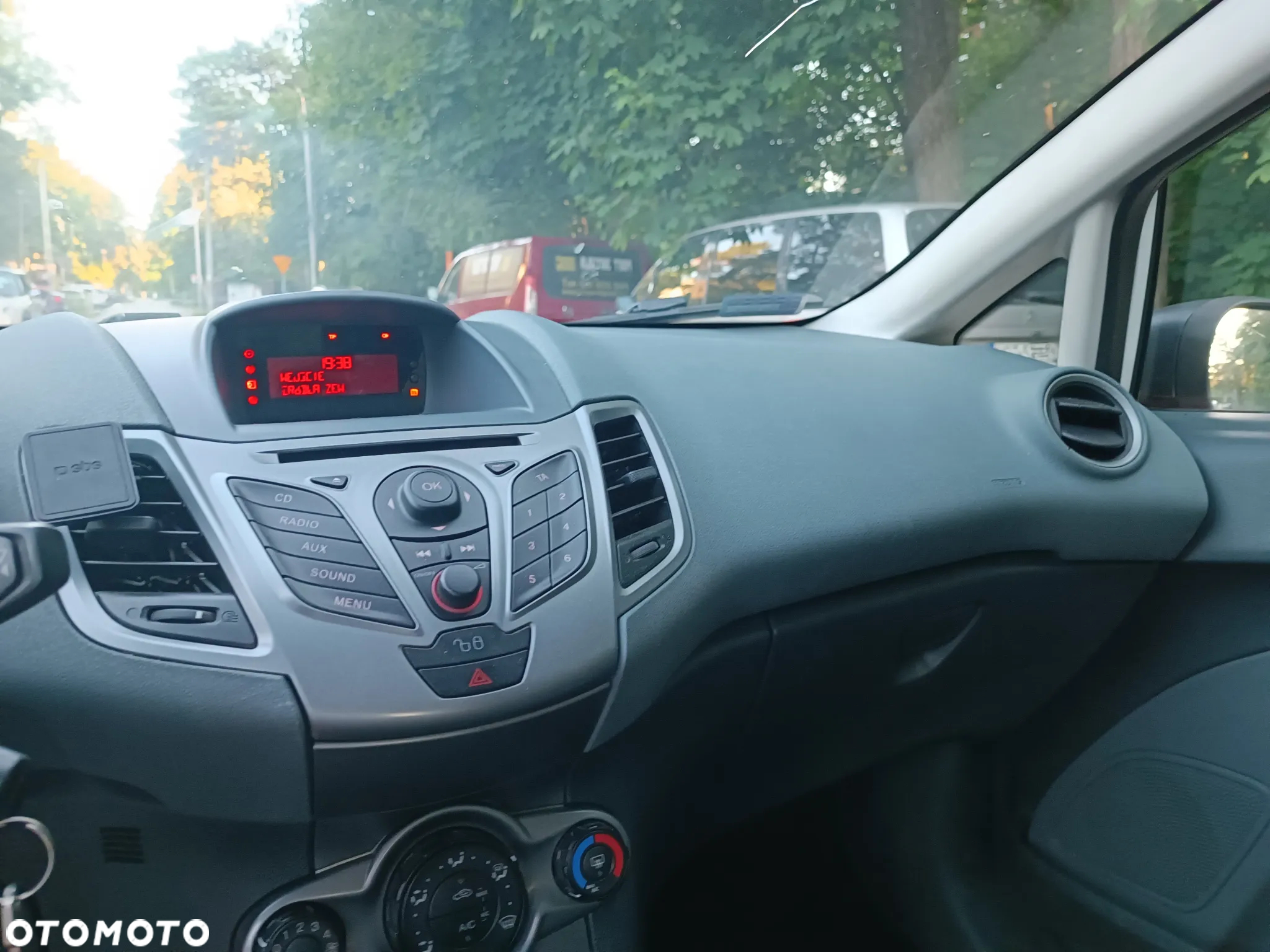 Ford Fiesta - 17