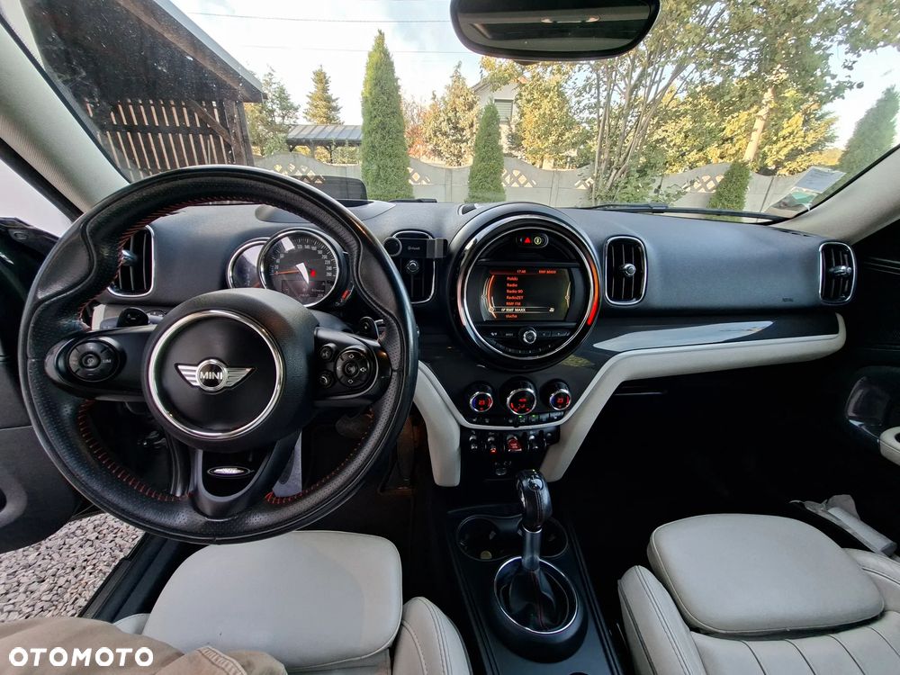 MINI Countryman Cooper SD ALL4 - 23