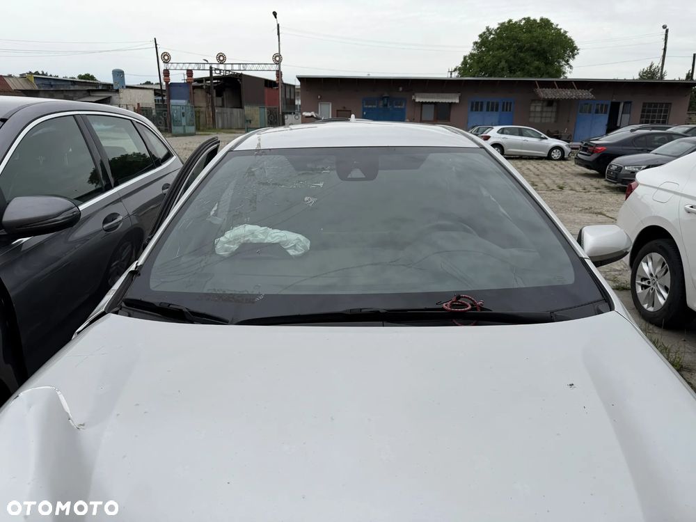 Toyota Corolla 1.8 Business Edition - 10