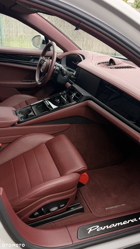Porsche Panamera 4S - 4