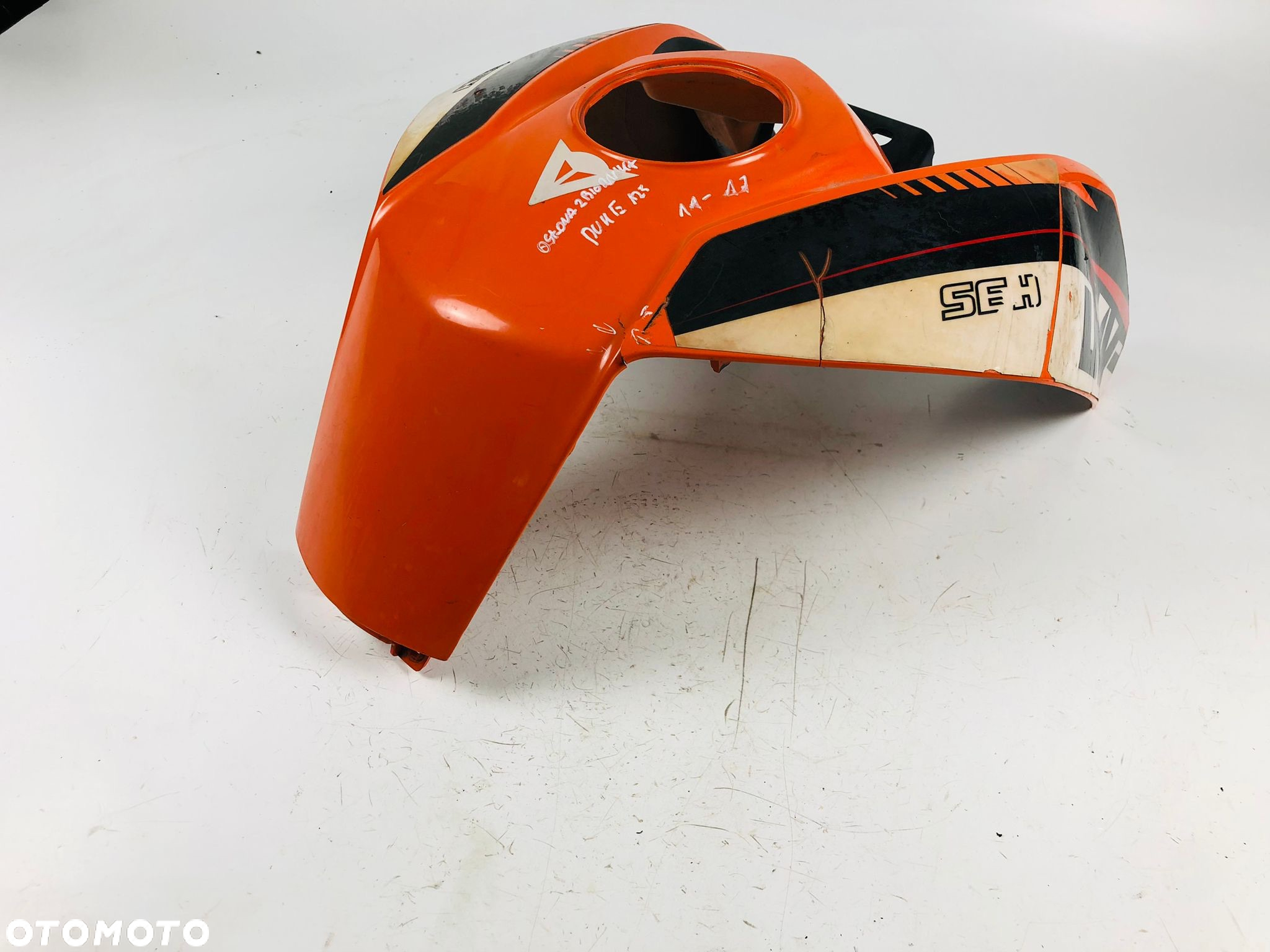 KTM Duke 125 11-16 nakładka osłona zbiornika - 5