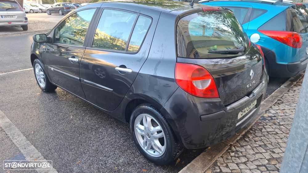 Renault Clio 1.2 16V Dynamique - 5