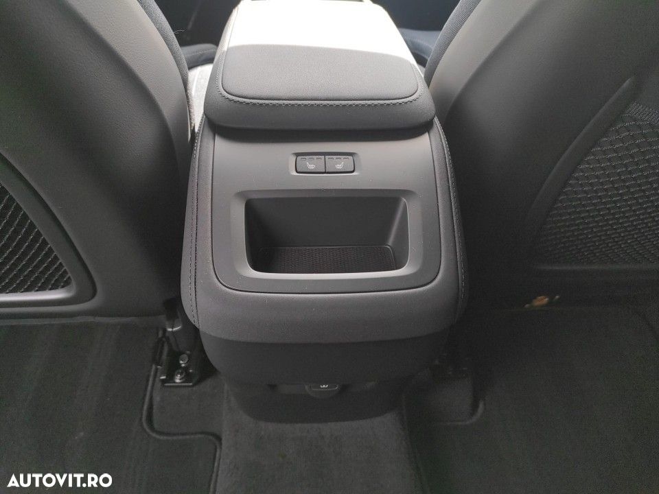 VOLVO XC90 2025 — imagine 20