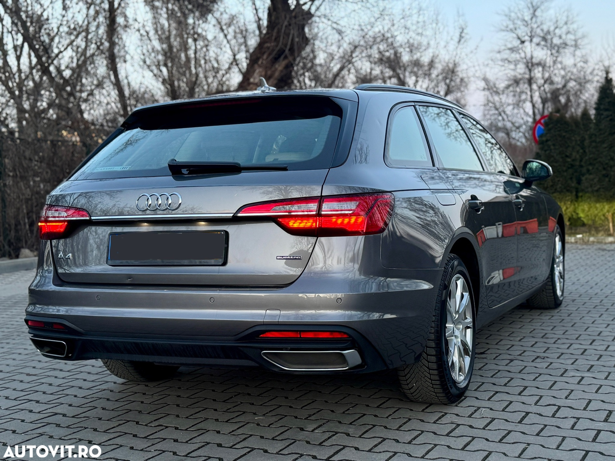 Audi A4 Avant 2.0 40 TDI quattro S tronic Advanced - 9