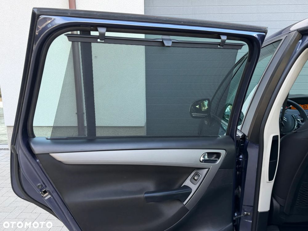 Citroën C4 Grand Picasso - 12