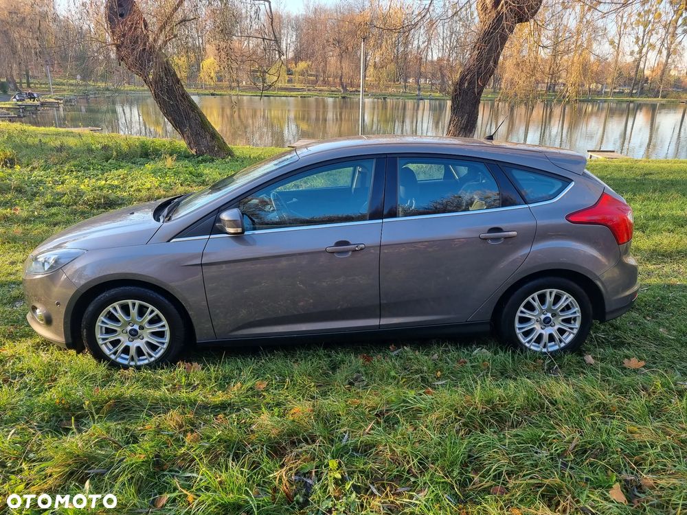 Ford Focus 1.6 EcoBoost Titanium - 4