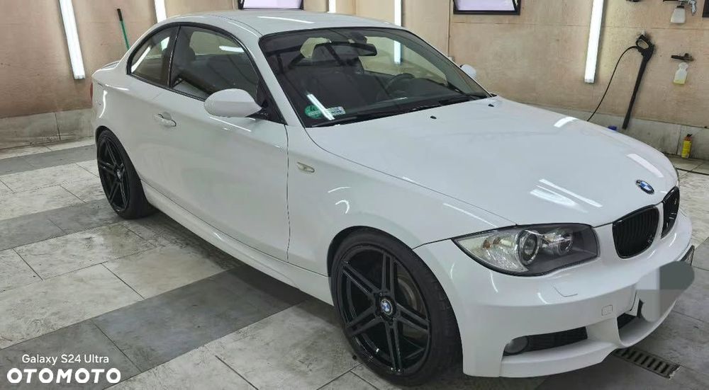 BMW Seria 1 123d - 8
