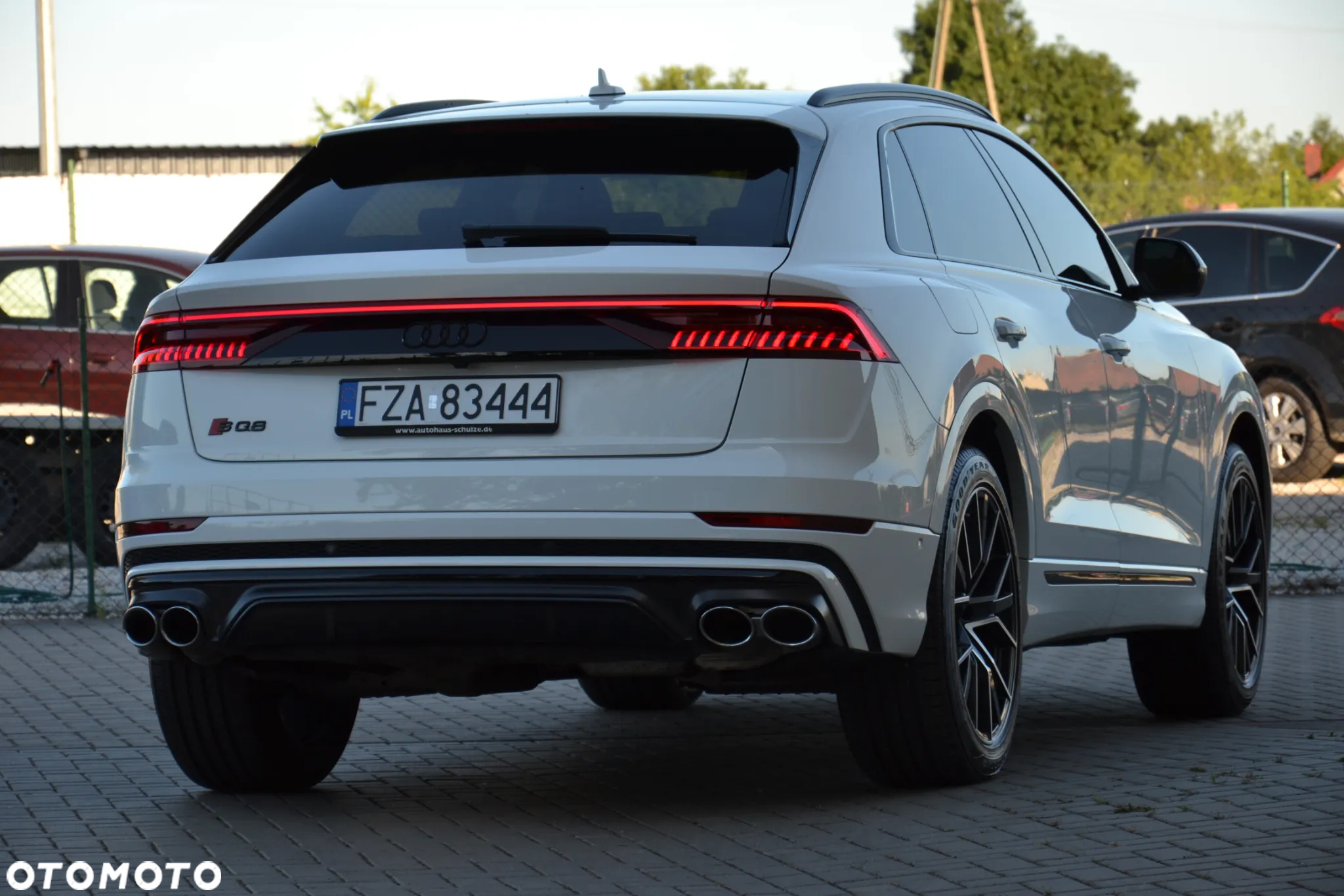 Audi SQ8 - 12