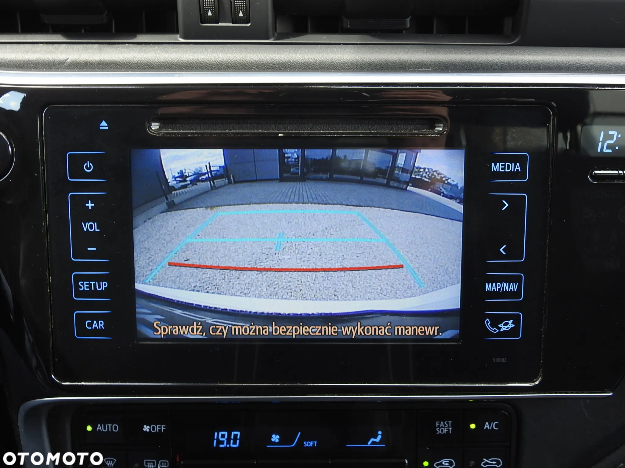 Toyota Auris 1.8 VVT-i Hybrid Automatik Comfort - 22