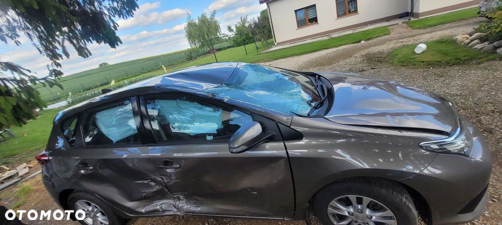 Toyota Auris 1.33 VVT-i Life - 19