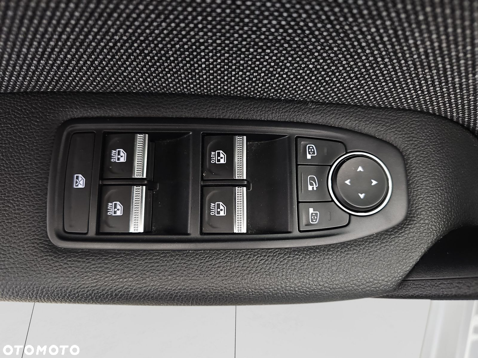 Renault Symbioz 1.6 E-Tech Full Hybrid 145 Techno - 11