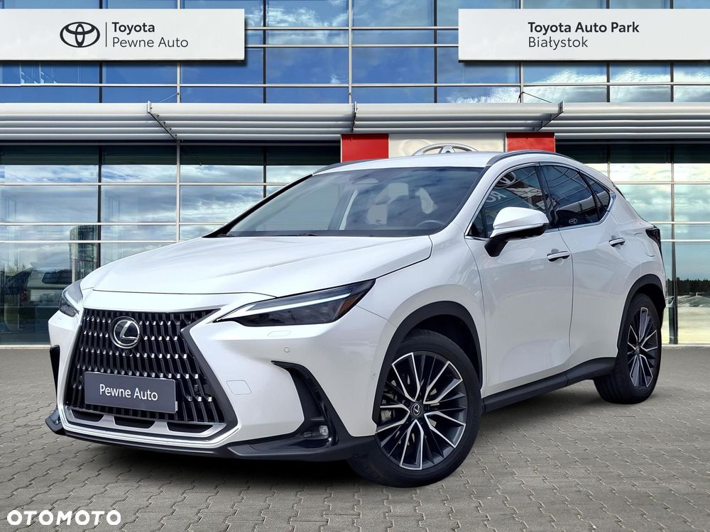 Lexus NX - 1