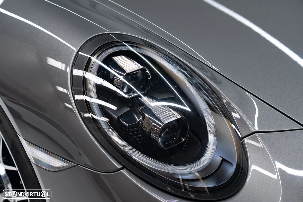 Porsche 911 (991) Turbo S Cabriolet - 6