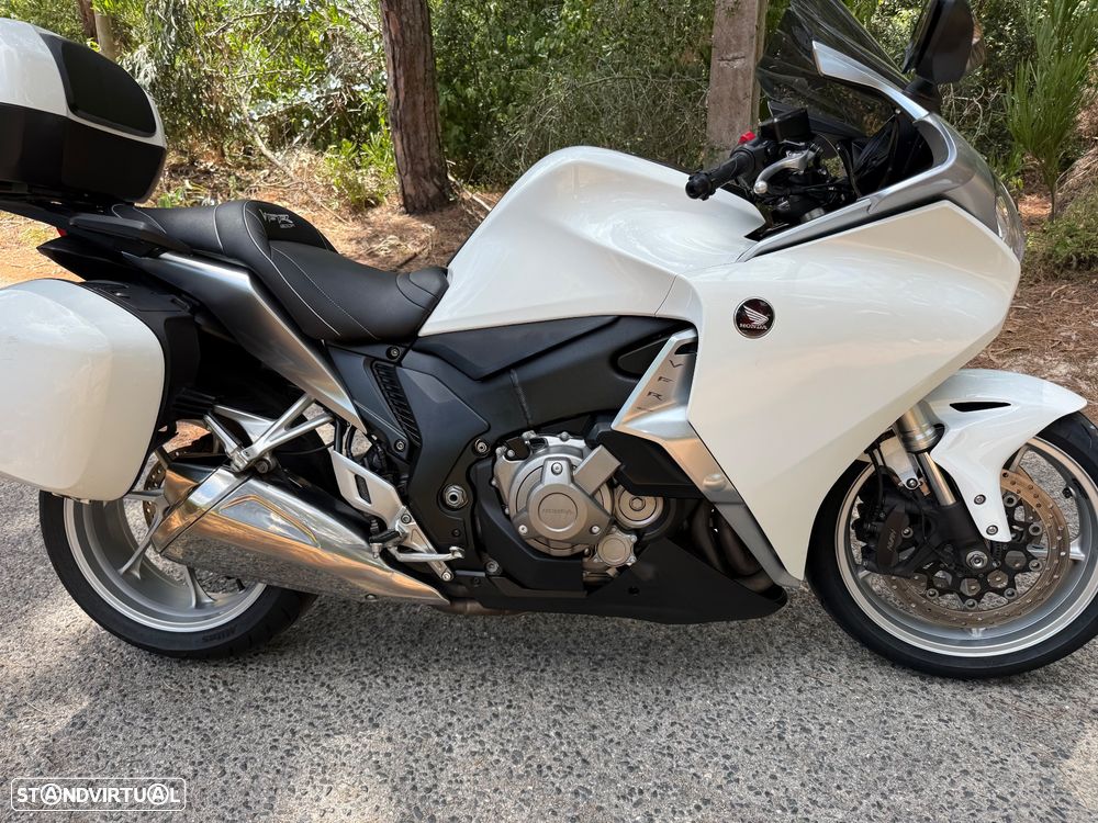 Honda VFR 1200 DCT - 3