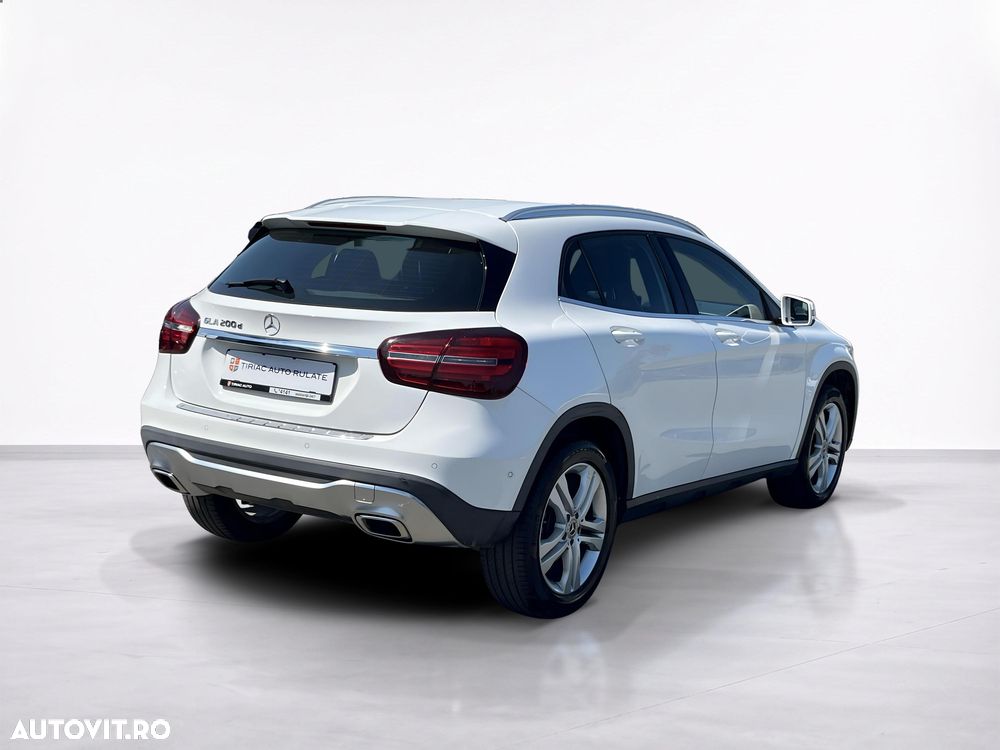 Mercedes-Benz GLA 200 d 7G-DCT - 6