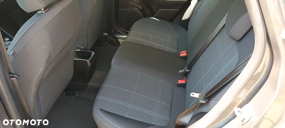 Ford Fiesta - 16