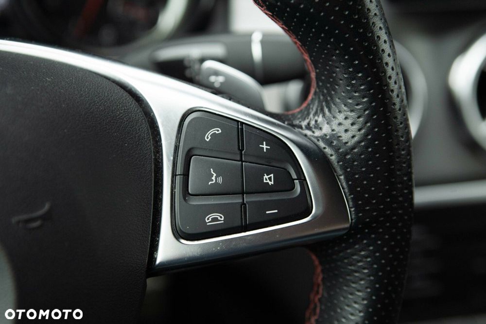 Mercedes-Benz GLA 220 4-Matic AMG Line - 20