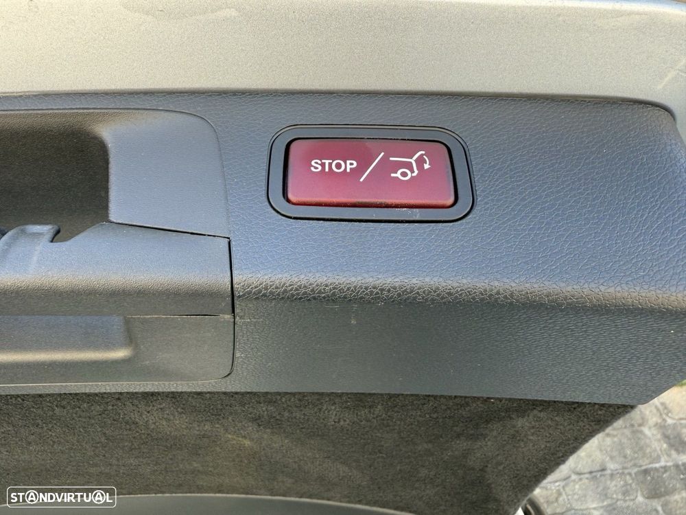 Mercedes-Benz E 300 de AMG Line - 33