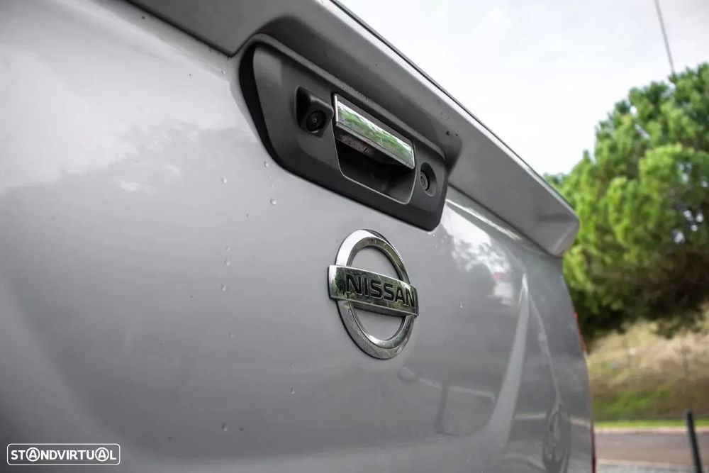 Nissan Navara 2.3 dCi CD 4WD Tekna Auto - 13