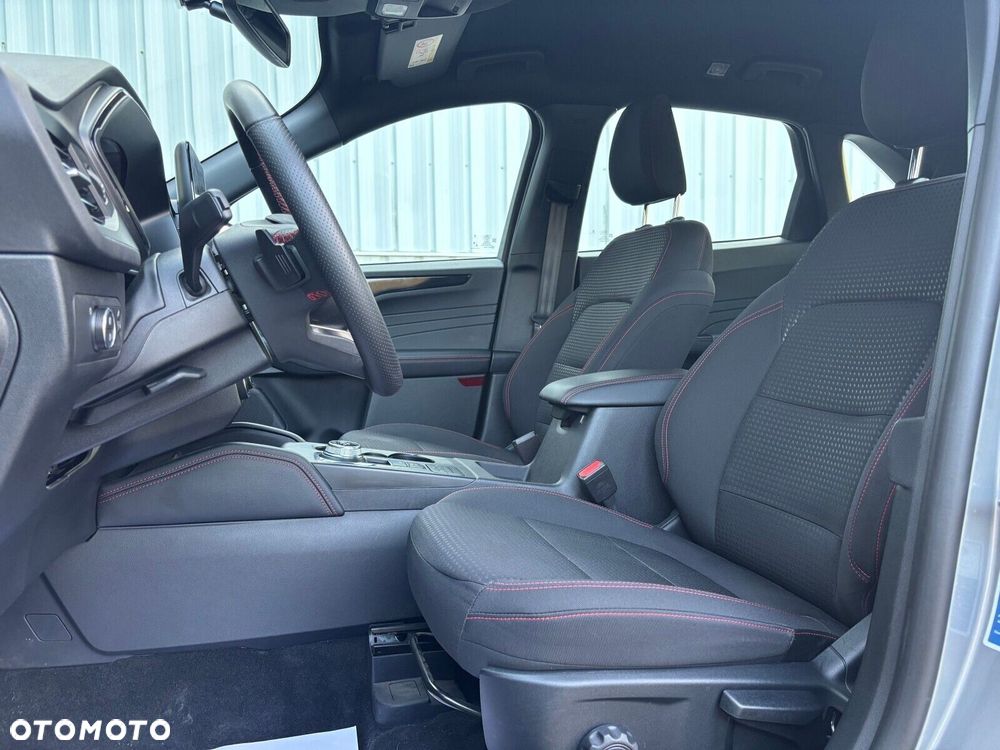 Ford Kuga - 12