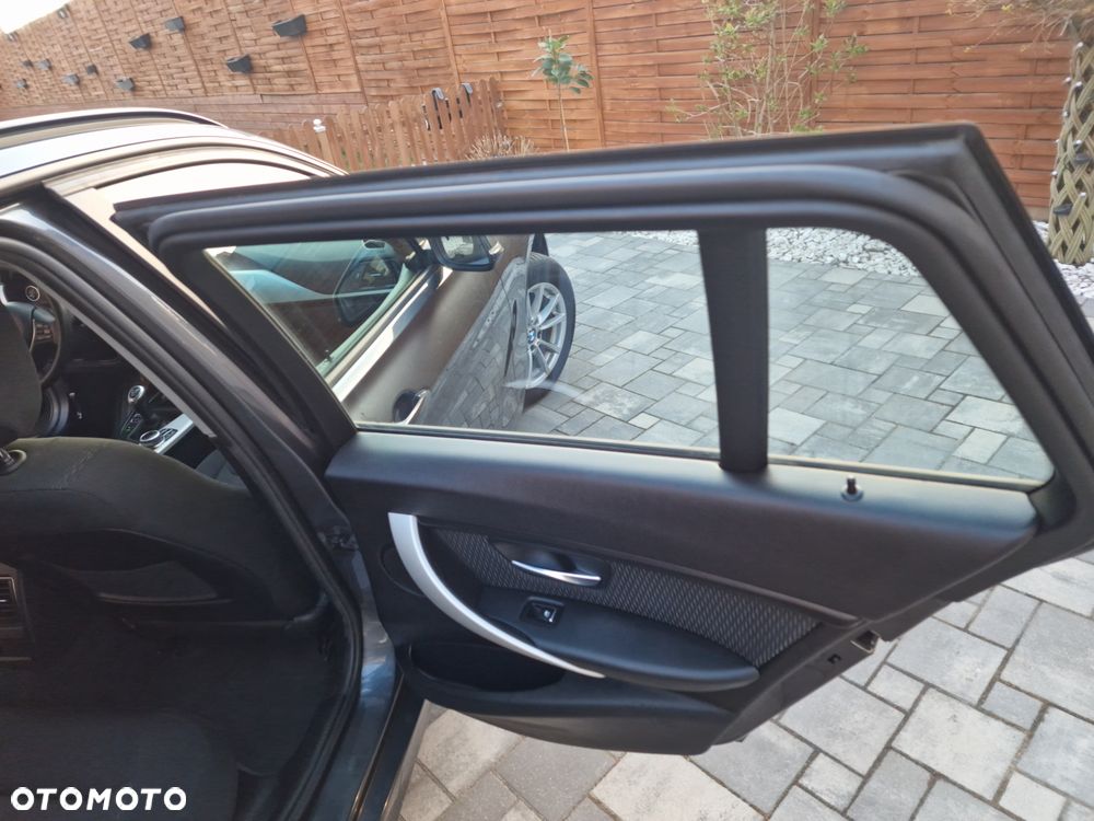 BMW Seria 3 316d Advantage - 15