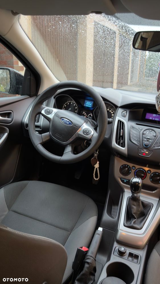 Ford Focus - 26
