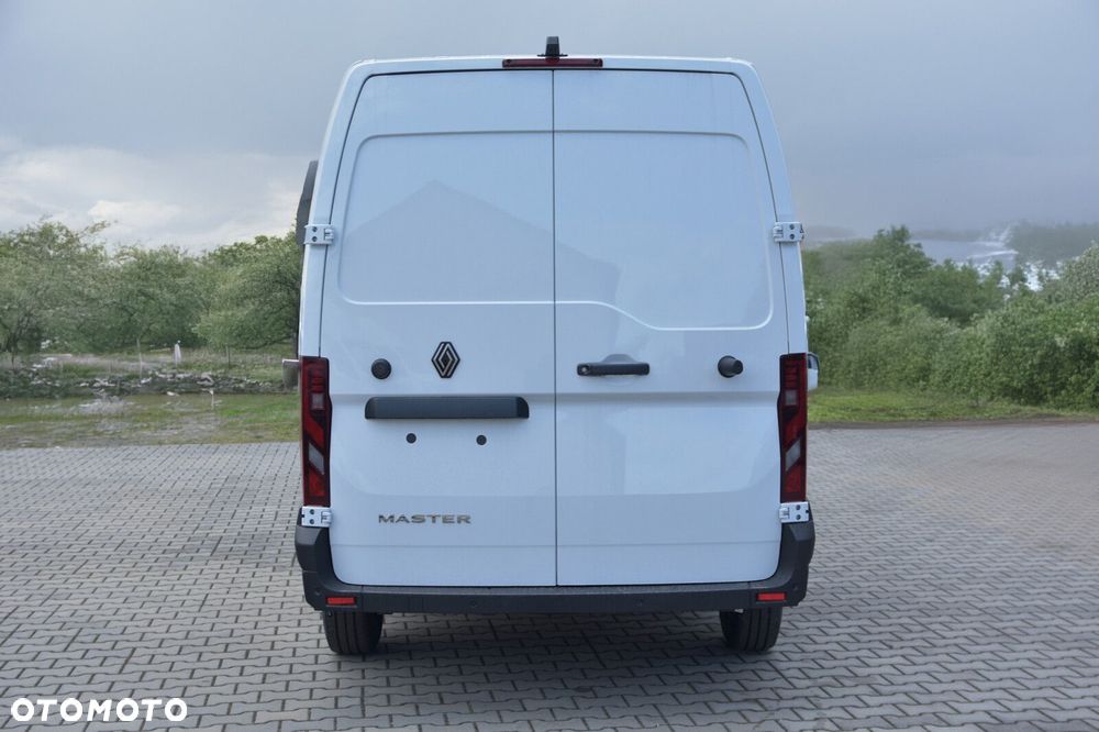 Renault Master Furgon L2H2 170KM Automat AT9 - 6