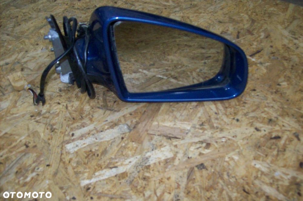 LUSTERKO PRAWE AUDI A4 B6/5PINÓW - 1